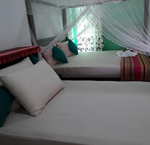 Номер Deluxe, Akurala Beach Park