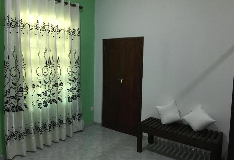 Номер Deluxe, Akurala Beach Park