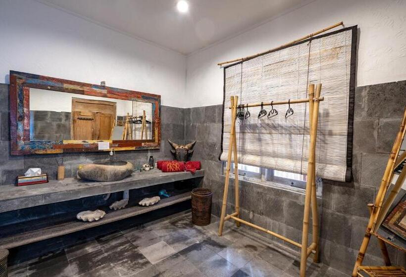 스탠다드 룸 킹사이즈 침대, Villa Pasir