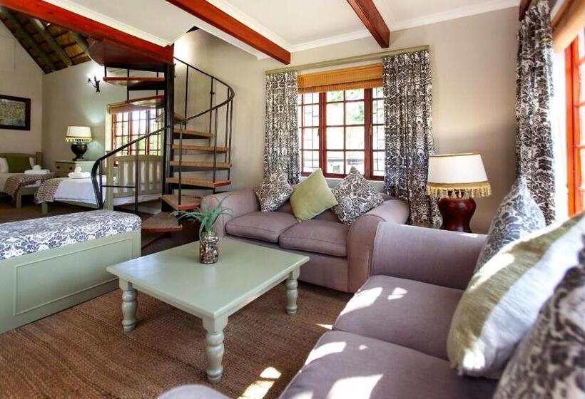 Семейный Номер, Summerhill Guest Farm