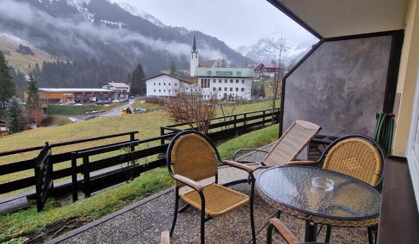 Студио Стандарт с Террасой, Alp Chalet