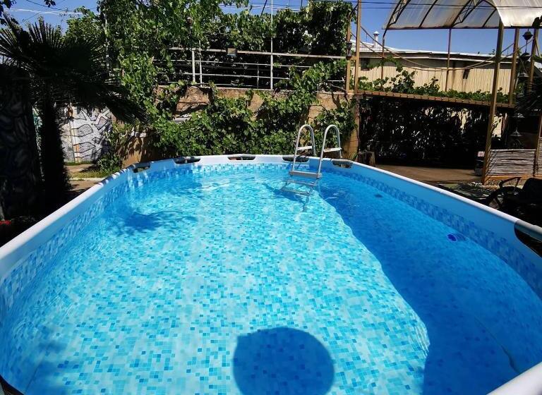 سوییت خانوادگی, Qilimcha S Guesthouse