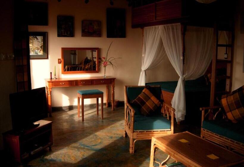 اتاق خانوادگی, Rangala House