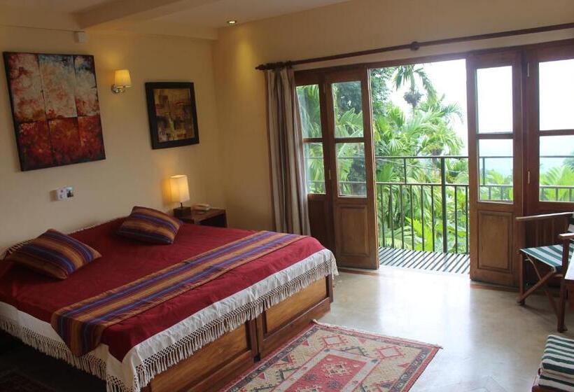 اتاق لوکس با بالکن, Rangala House