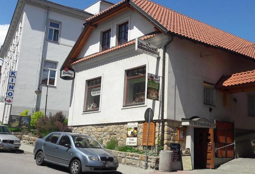 Люкс, Ubytování U Františka