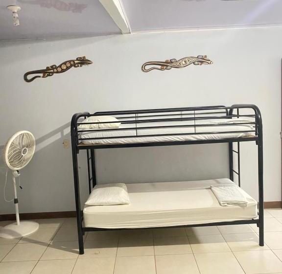 Семейный Номер, Blue Morpho House B&b