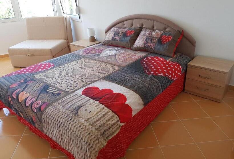 استودیوی استاندارد با چشم‌انداز دریا, Guest House Dragomir