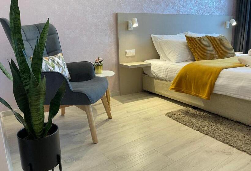 سوییت جونیور, Guest Rooms Tsarevets