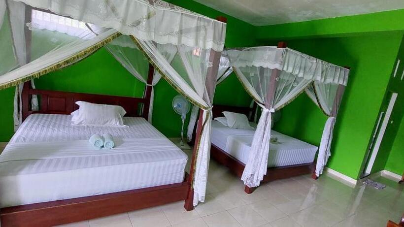 اتاق خانوادگی, Ida Guest House & Jungle Trekking