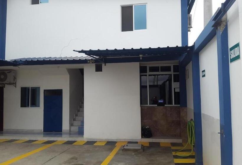 Люкс, Hostal Costa Azul