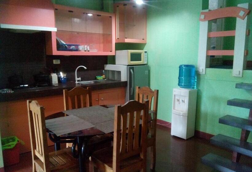 스탠다드 방갈로, Gomez Guest House