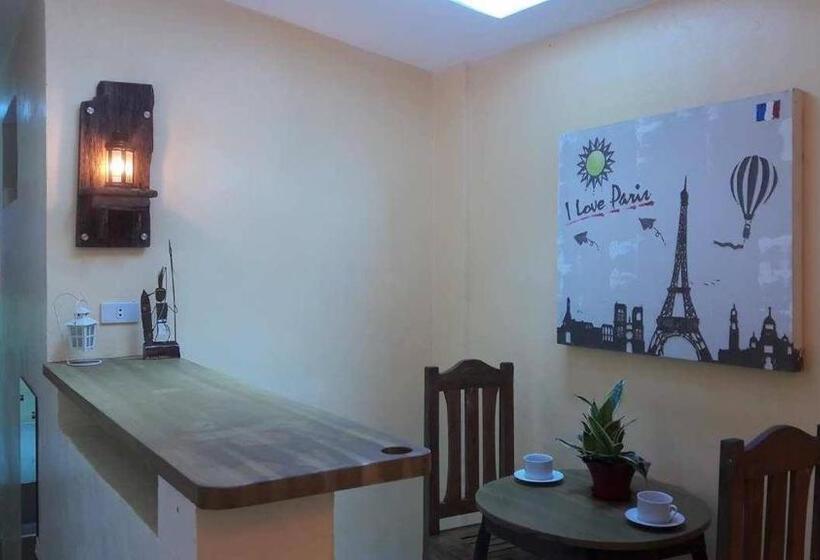 스탠다드 트리플 룸, Gomez Guest House
