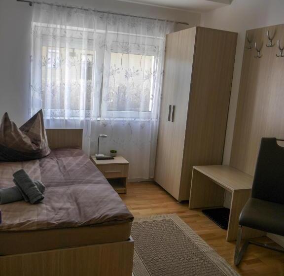 Номер Комфорт Индивидуальный, Haus Berta