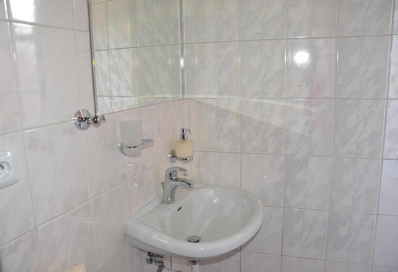 Номер Стандарт, Guesthouse Zlatý Hrozen