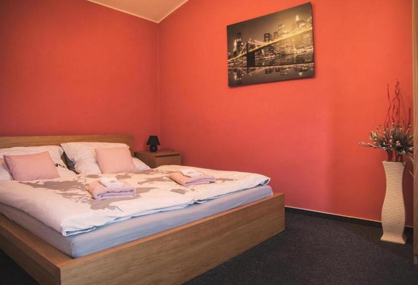 Номер Стандарт, Guesthouse Zlatý Hrozen