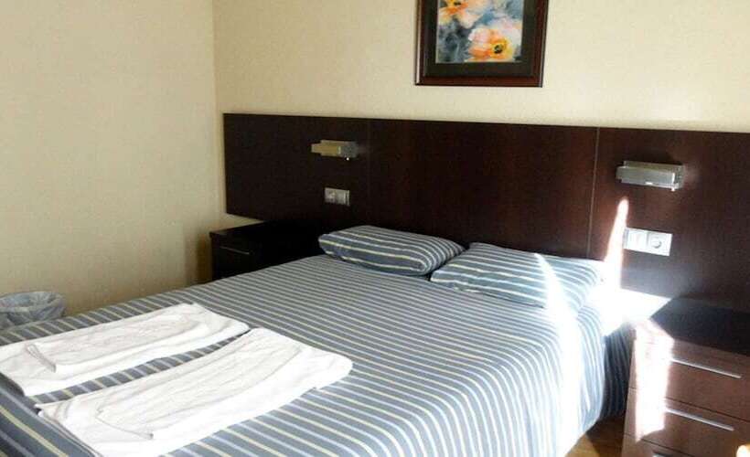 اتاق استاندارد, Hostal Cal Forner