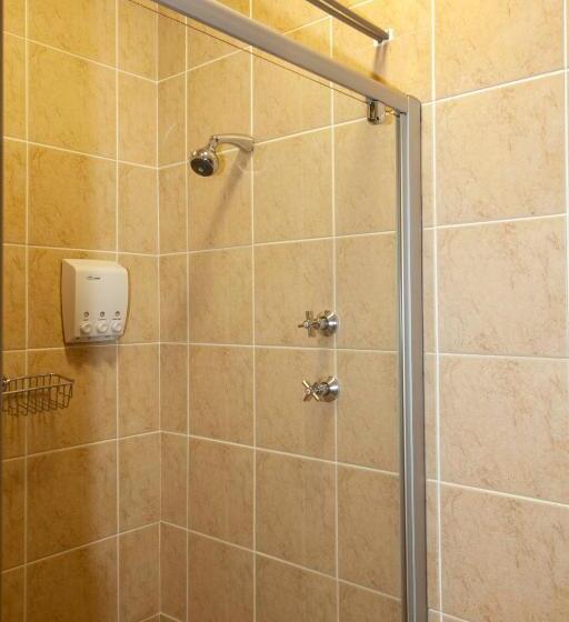 스탠다드 스튜디오, D Urbanmist Self Catering Guest House