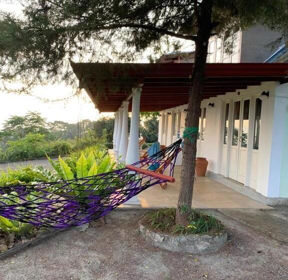 اتاق استاندارد یک نفره, Welikande Yoga Retreats
