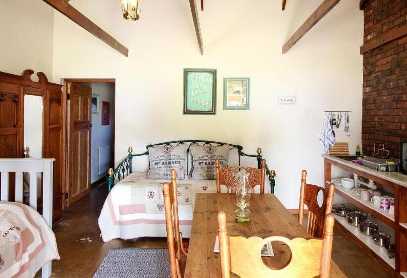 اتاق استاندارد چهار تخته, Lentelus Guesthouse