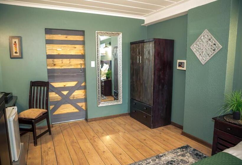 اتاق استاندارد, Big 5 Guest House Witbank