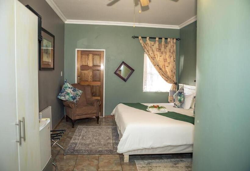 اتاق استاندارد, Big 5 Guest House Witbank