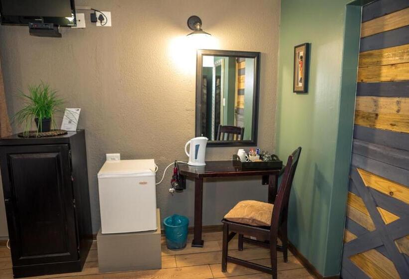 اتاق استاندارد, Big 5 Guest House Witbank