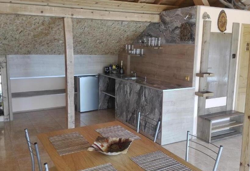 Апартаменты 1 Спальня с Террасой, Eleonor Guest House