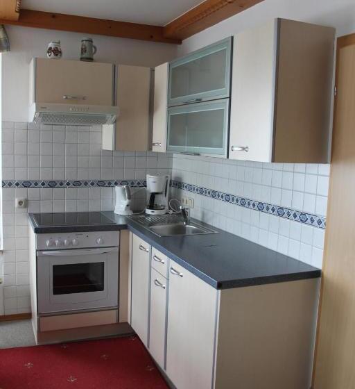 Apartamento 2 Quartos com Varanda, Gästehaus Trude Waltl