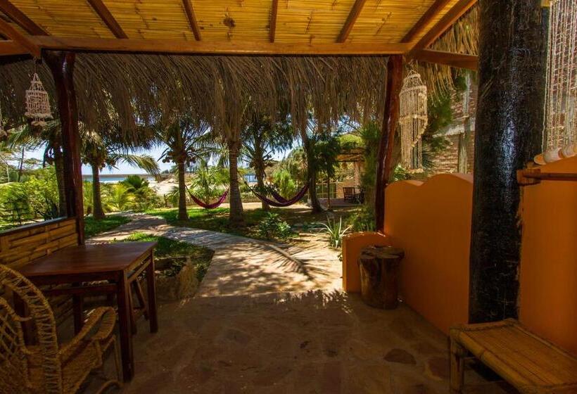 اتاق استاندارد سه نفره, Hospedaje La Quebrada