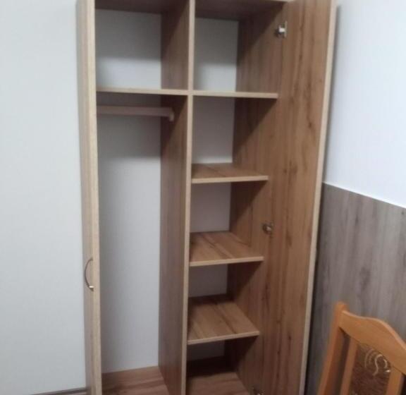 带共用浴室的标准房间, Budai Vám Apartmanház