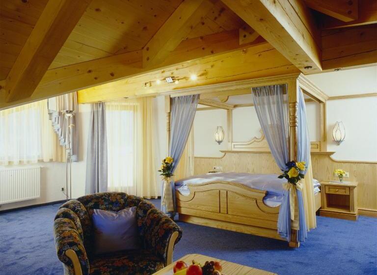 اتاق سوپریور با بالکن, Landhotel Eva