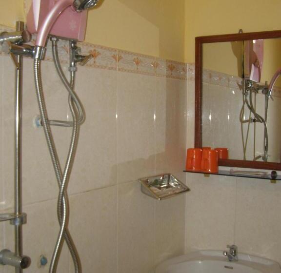 اتاق استاندارد, Bun Kao Guesthouse