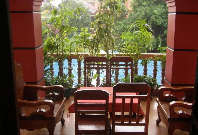 اتاق استاندارد یک نفره, Bun Kao Guesthouse