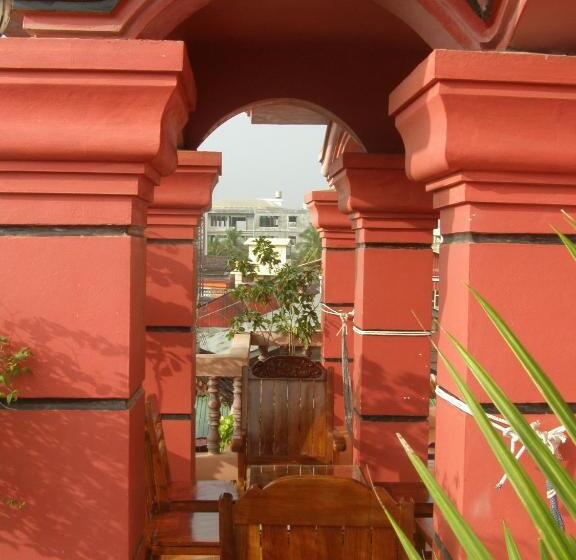 اتاق استاندارد یک نفره, Bun Kao Guesthouse