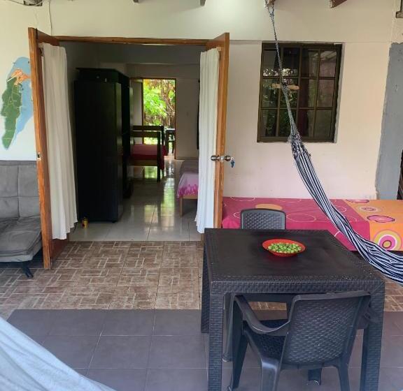 اتاق استاندارد سه نفره, Hostal Casaluna San Andres