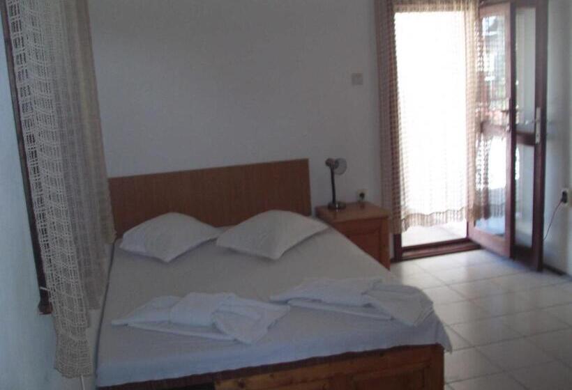 Номер Стандарт, Ianakiev Guest House