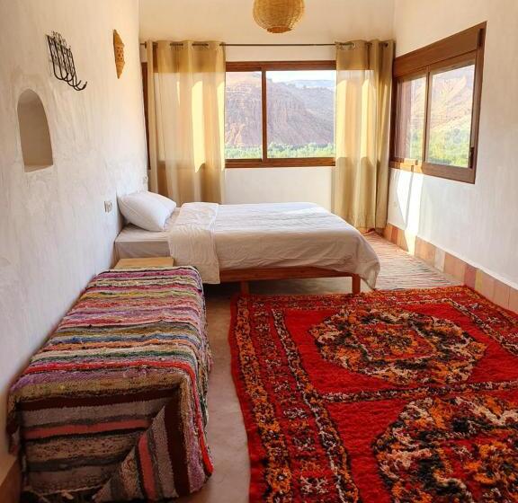 패밀리 룸 산 전망, Kasbah Chems