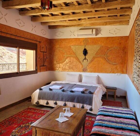 발코니가 있는 스위트, Kasbah Chems