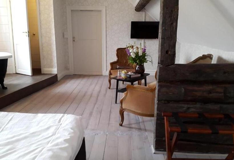 سوئیت کلاسیک, Pensionat Ankargården
