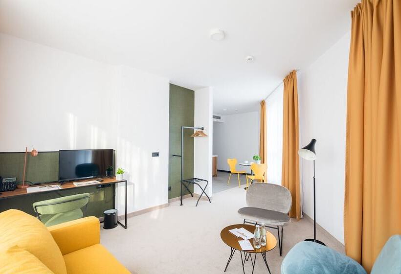 آپارتمان لوکس 1 خوابه, Arche Hotel Lublin