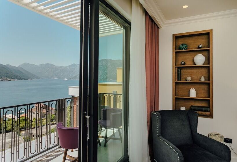 Deluxe Suite Sea View, Boutique Hotel Casa Del Mare   Vizura