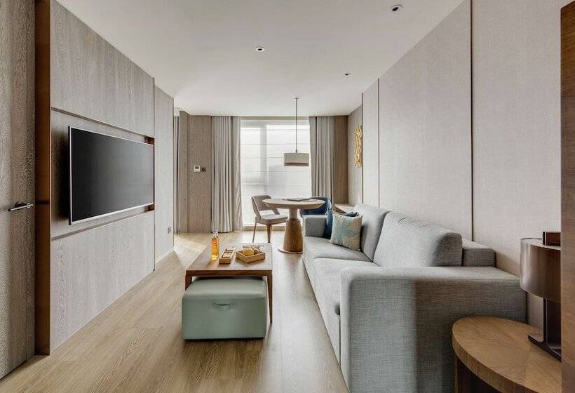 سوییت, Doubletree By Hilton Taipei Zhongshan