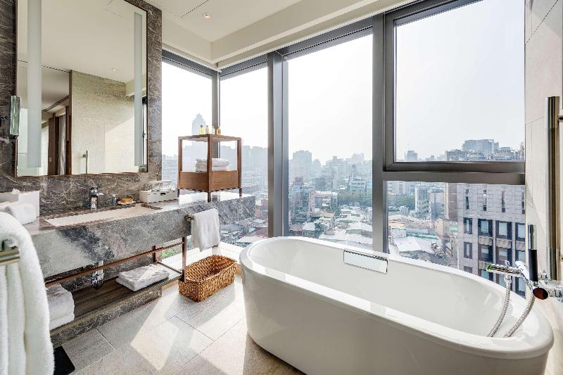سوئیت با تخت بزرگ, Doubletree By Hilton Taipei Zhongshan