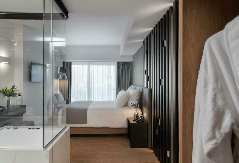 Номер Deluxe с Гидромассажем, Elia Ermou Athens