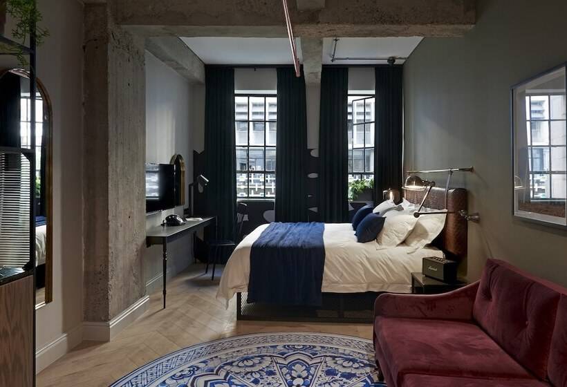标准工作室, Gorgeous George By Design Hotels ™