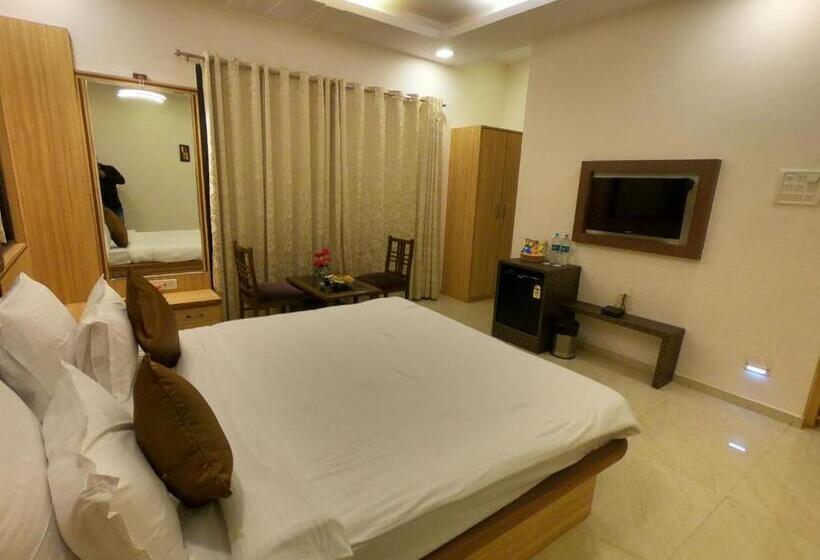 低层单卧公寓, Jivanta Mahabaleshwar