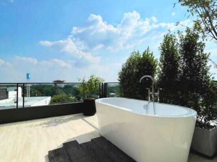 سوییت, Parc Borough City Resort  Sha Extra Plus