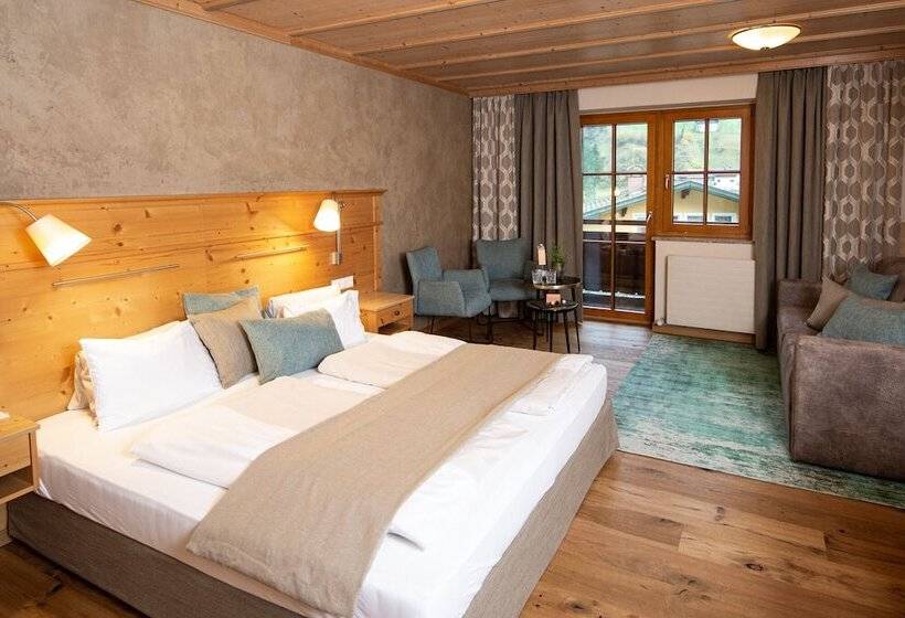 Семейный Номер, Post Family Resort