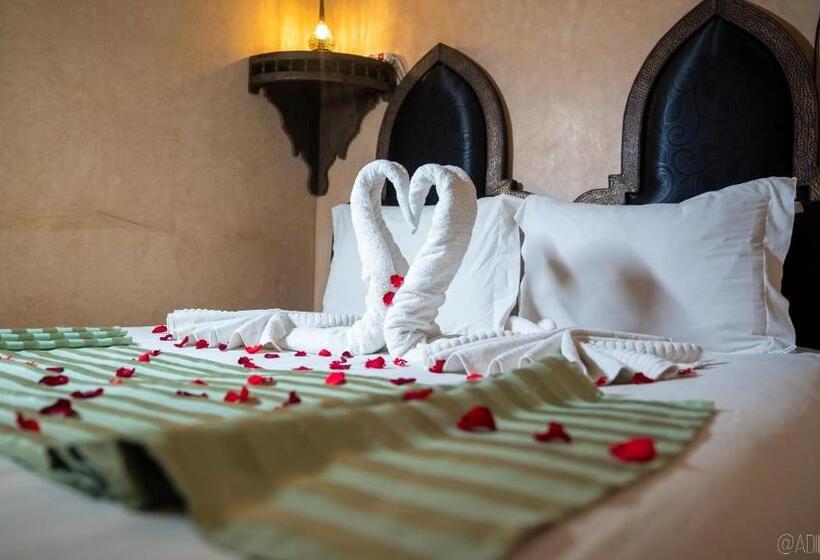 اتاق دوبلکس, Riad Romance