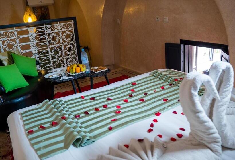 اتاق دوبلکس, Riad Romance